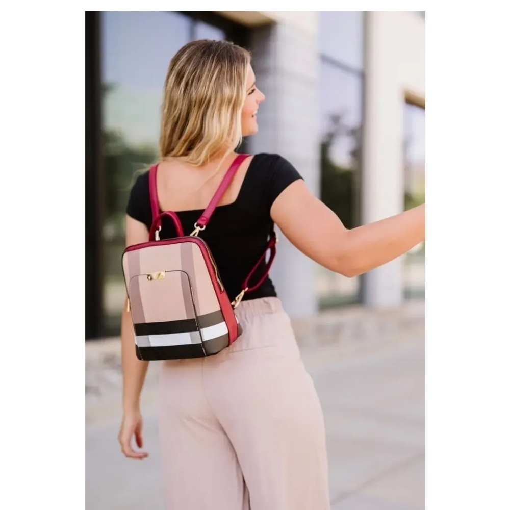 Geneva Luxury Convertible Backpack/ Shoulder Bag, Matching Wallet Set, Burgandy - Picture 2 of 12